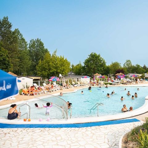 Tour Operateur et particuliers sur camping Domaine de Dugny - Funpass non inclus - Camping Loir-et-Cher - Image N°4
