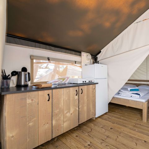 CANVAS AND WOOD TENT 5 people - Safari tent Comfort + airco 