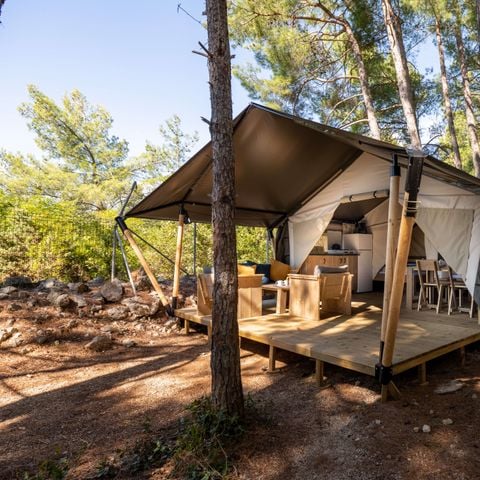 CANVAS AND WOOD TENT 5 people - Safari tent Comfort + airco 