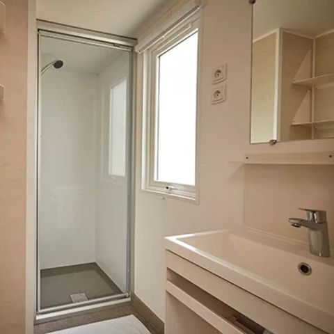 MOBILE HOME 4 people - Comfort | 2 Bedrooms | 4 Pers | Raised terrace | 2 bathrooms | Air conditioning | TV