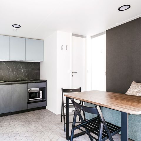 MOBILHOME 4 personnes - Deluxe Family Three-Bedroom Camping Home 4+1