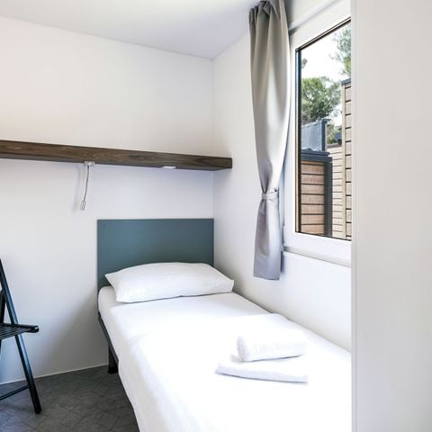 MOBILHOME 4 personnes - Deluxe Family Three-Bedroom Camping Home 4+1