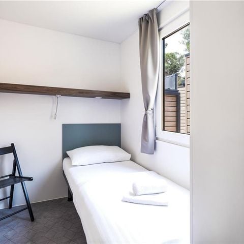 MOBILHOME 5 personnes - Deluxe Family Three-Bedroom Camping Home 4+1