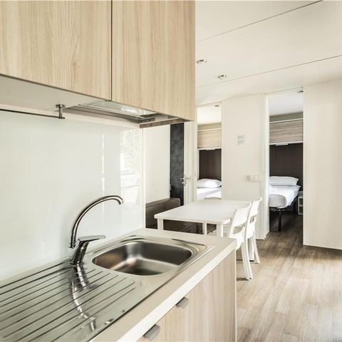 MOBILHOME 7 personnes - Premium Three-Bedroom Camping Home 6+1