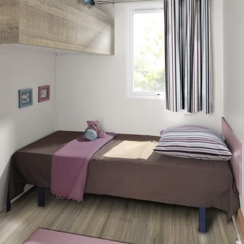 BUNGALOW 4 personnes - Mobilhome HELIOS climatisé PMR (Personne à Mobilité Réduite) 32m² + terrasse semi couverte 15m²