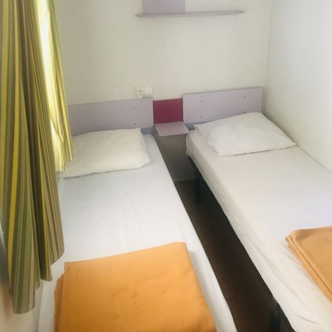 BUNGALOW 4 personnes - Standard + 26 m² - 2 chambres