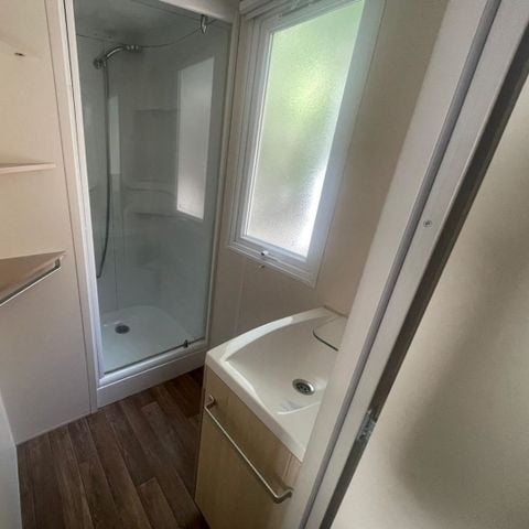 MOBILHOME 6 personnes - CLASSIQUE 2CH 4/6 PERS  sans climatisation et sans télévision 