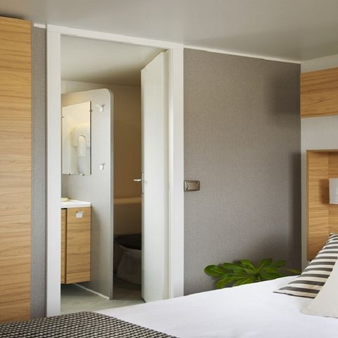 MOBILE HOME 6 people - Confort+ sleeps 6 3 bedrooms 2 bathrooms 40m² living area