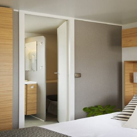 Mobilhome 6 personnes - Confort+ - 3 chambres - 2 salles de bain 40m²