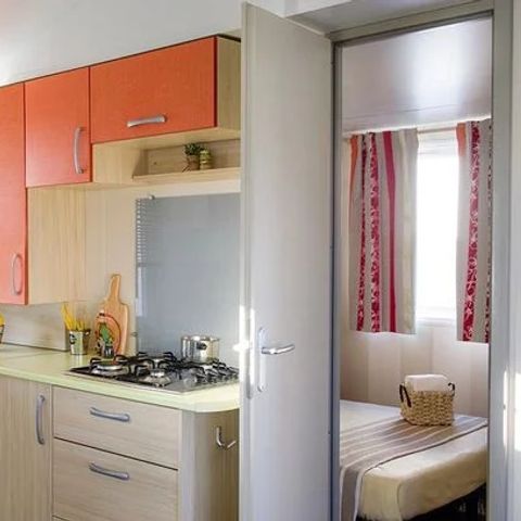 Mobilhome 6 personnes - Comfort | 3 Ch. | 6 Pers. | Terrasse Simple | 1 SDB | Clim.