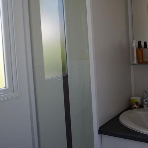 MOBILE HOME 6 people - C- 2-bedroom air-conditioned mobile home in the Caribbean