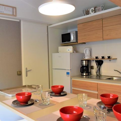 MOBILHOME 6 personas - GRAN ENCANTO AIRE ACONDICIONADO / TV / COCINA DE GAS