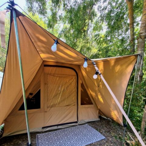 CARAVAN 4 persone - Roulotte d'epoca e tenda 4p