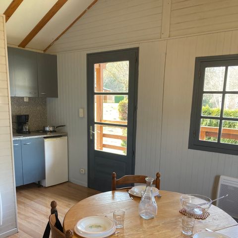 Chalet 5 personen - Standard 30m² - 2 Zimmer + überdachte Terrasse