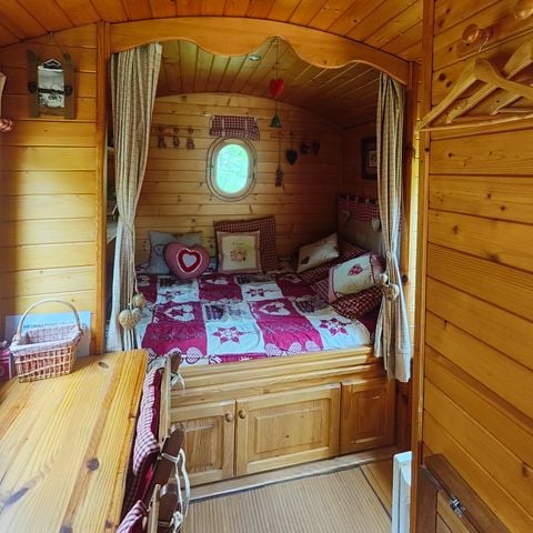 Tiny house 2 persons - Roulotte Gentiane 12 M² (gentian caravan)