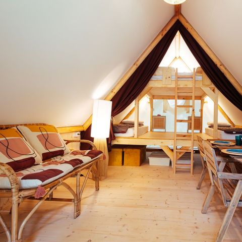 CANVAS AND WOOD TENT 4 people - LODGE TRAPPEUR 4 pers