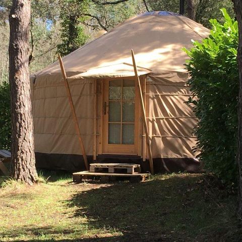 Ongewoon 4 personen - Scandinavische yurt - zonder sanitair - terras