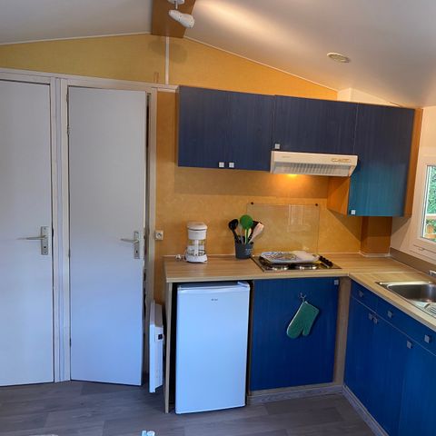 Mobilheim 4 personen - AULUS Sonntag: 1 Badezimmer mit überdachter Terrasse
