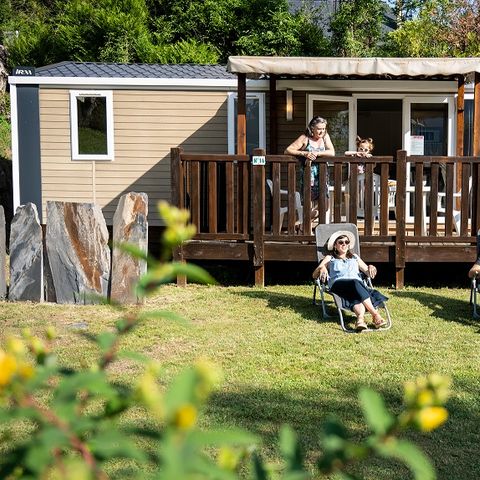 MOBILE HOME 8 people - Cottage 4 bedrooms TV LV Semi-covered terrace
