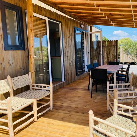 Stacaravan 6 personen - XL premium 6pers 2 badkamers, 3 slaapkamers +overdekt terras+ tv+vaatwasser+airconditioning