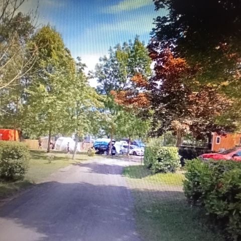 STAANPLAATS - Standplaats voor 1 persoon, 1 tent zonder voertuig