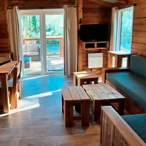Canvas and wooden tent 5 persons - Lodge Comfort 3 Rooms 5 Persons + TV