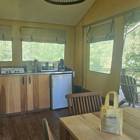 Tente en toile et en bois 5 personnes - Tente SAFARI LODGE NATURE 42m²/ 2 chambres - terrasse couverte (sans sanitaire privatif)
