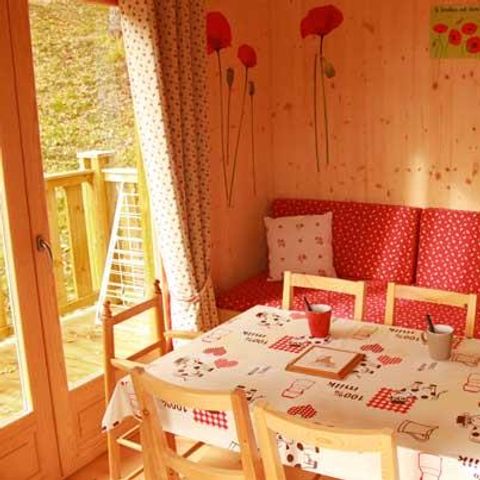 Alojamiento 5 personas - CABANE en los árboles 24m² / 1 habitación - terraza cubierta