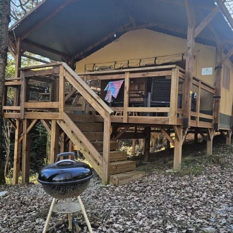 Canvas and wooden tent 6 persons - Wood Lodge XL 4 Rooms 6 People