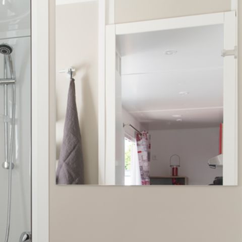 Stacaravan 4 personen - PREMIUM pakket - stacaravan of chalet met 2 slaapkamers = beddengoed + handdoeken + schoonmaak