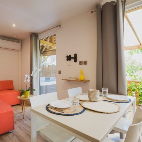 MOBILHOME 5 personnes - Moorea 52 m² - 3 pièces - 2 chambres - Jacuzzi privatif - Climatisation