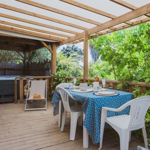 MOBILHOME 5 personnes - Moorea 52 m² - 3 pièces - 2 chambres - Jacuzzi privatif - Climatisation