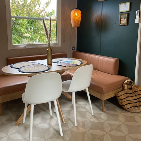 MOBILHOME 5 personnes - Créole 32 m² - 3 pièces - 2 chambres - Jacuzzi privatif - Climatisation