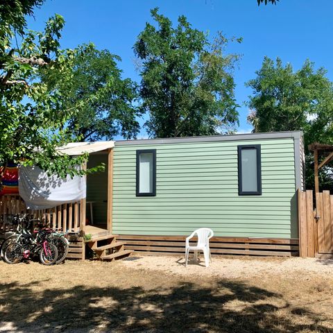 CASA MOBILE 5 persone - Créole 32 m² - 3 locali - 2 camere da letto - Jacuzzi privata - Aria condizionata