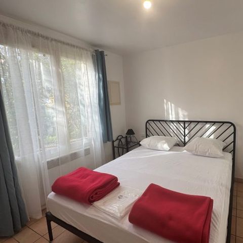 APPARTAMENTO 4 persone - Bilocale 40m² - 1 camera da letto - doccia - TV - jacuzzi