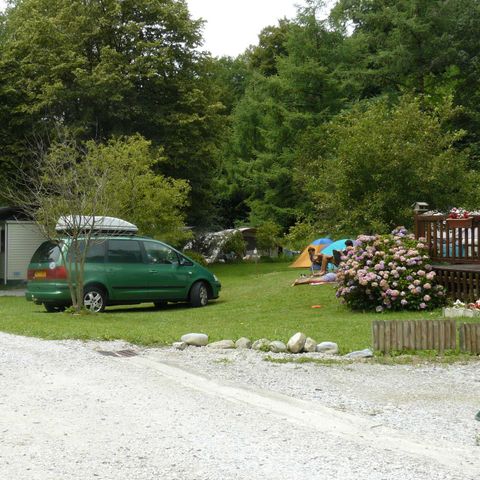 PLOT - Small tent pitch package (-10m²)