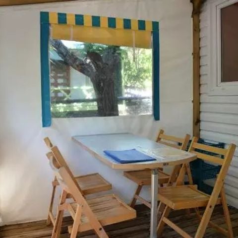 Stacaravan 4 personen - 3 kamers 4 personen zonder badkamer