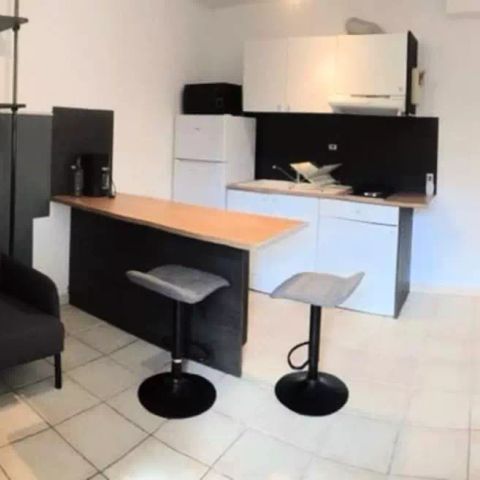 APPARTEMENT 2 personnes - 2 Pièces 2 Personnes Climatisé + TV