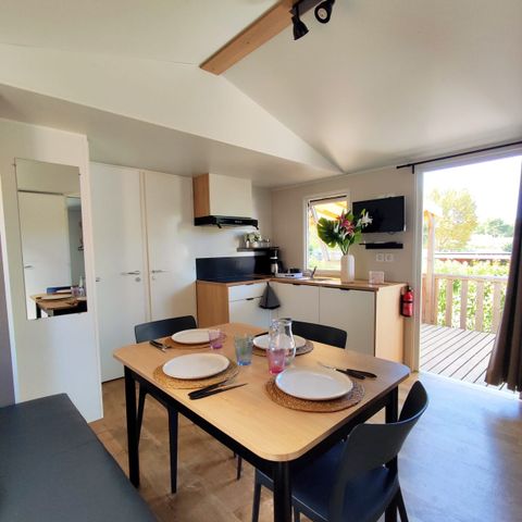 Stacaravan 6 personen - MH EVASION, 33.3m², 3 slaapkamers, air-conditioning, Terras