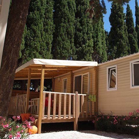 BUNGALOW 2 personnes - Mobil-home Méditerranée - 21m² - 2 chambres + terrasse couverte