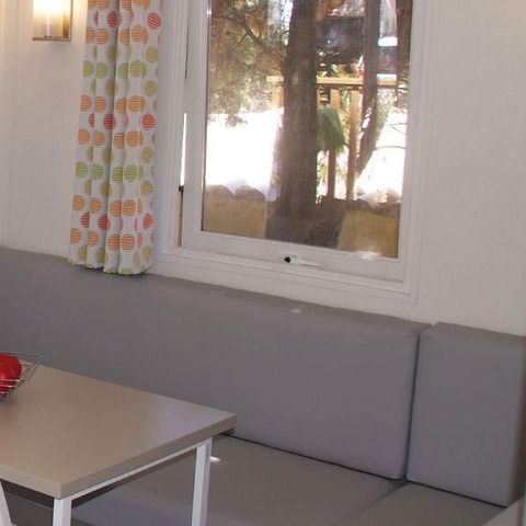 BUNGALOW 2 personnes - Mobil Home Îles D'or - 23m² - 2 chambres + terrasse semi-couverte