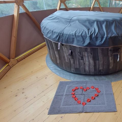 UNIEKE ACCOMMODATIE 2 personen - Wigwam & SPA + welkomstgeschenk