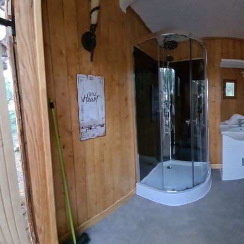 HÉBERGEMENT INSOLITE 2 personnes - Tipi & Spa + cadeau de bienvenue