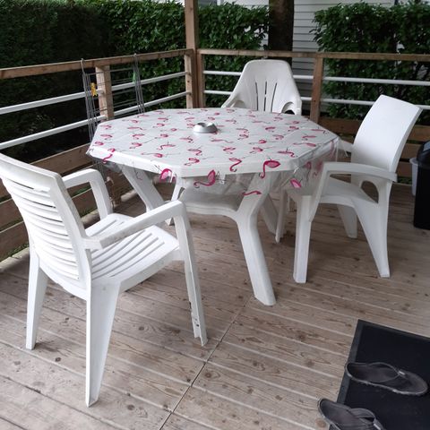 BUNGALOW 4 personnes - ( n°26)