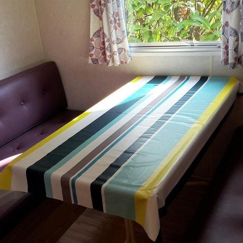 BUNGALOW 4 personnes - (sans sanitaires)