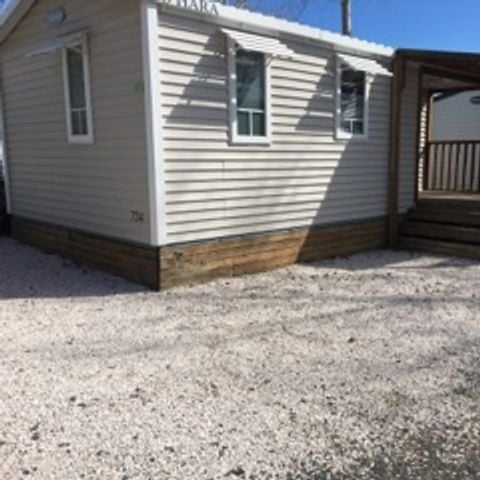 MOBILHOME 4 personnes -  Mobil-home Premium 28m² - 2 chambres - TV + climatisé + Lave vaiselle 4 pers