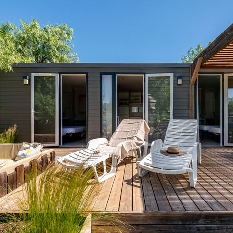 CASA MOBILE 4 persone - Casa mobile Premium Plus 32m²-2 camere da letto - 2SDB+TV+Clima+Gli asciugamani+Letti fatti+Pulizia finale incl. 4 pers.