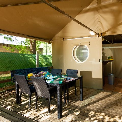 Bungalowtent 4 personen - Insolite Essentiel 2 slaapkamers, keuken en doucheruimte