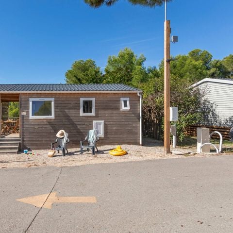 CHALET 5 personnes - Chalet | Comfort | 2 Ch. | 5 Pers. | Terrasse surélevée | Clim. | TV