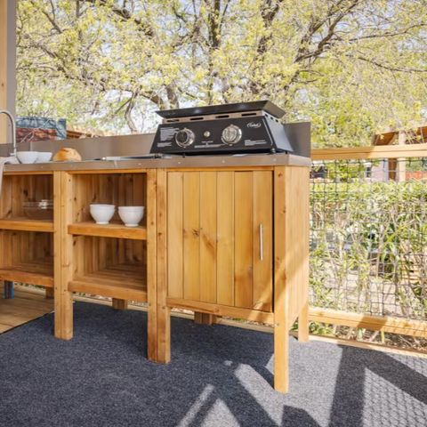 Mobile home 8 persons - Comfort | 4 Bedrooms | 8 Pers. | Raised terrace | Outside kitchen | 2 bathrooms | Air-con.